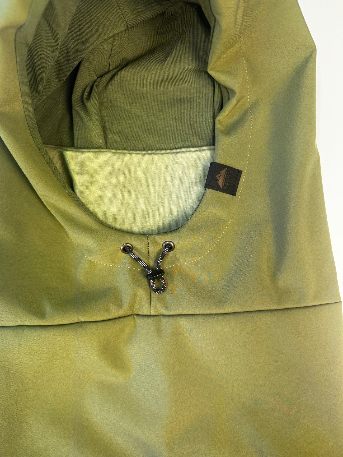 Balaclava Impermeable con tensor Verde Pistacho