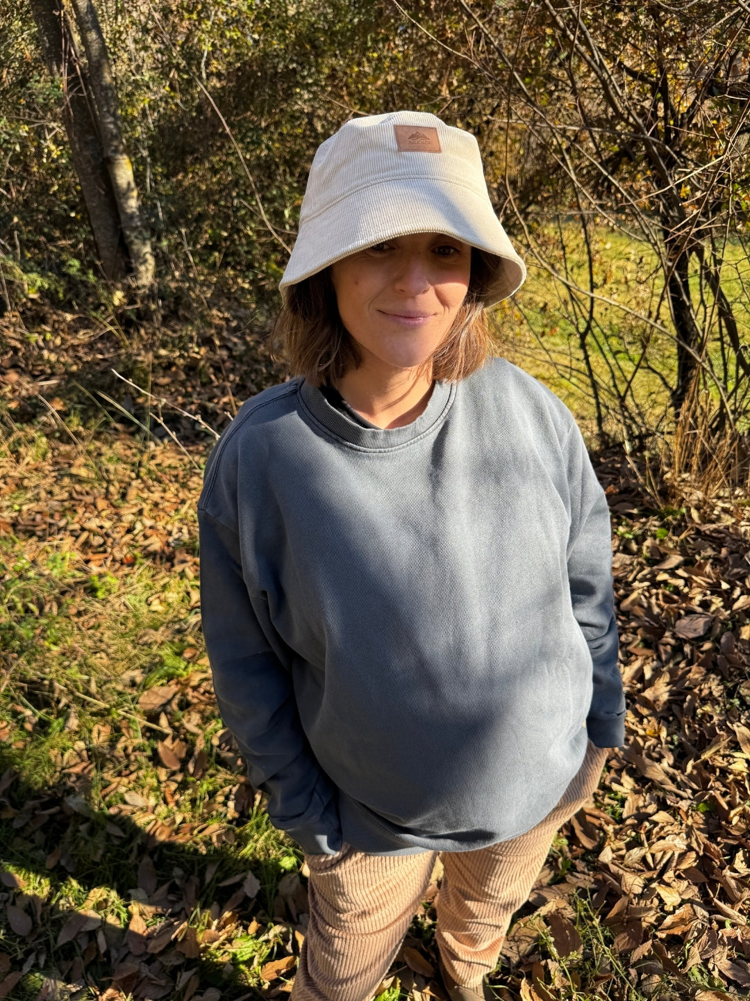 Sombrero bucket pana algodón orgánico beige