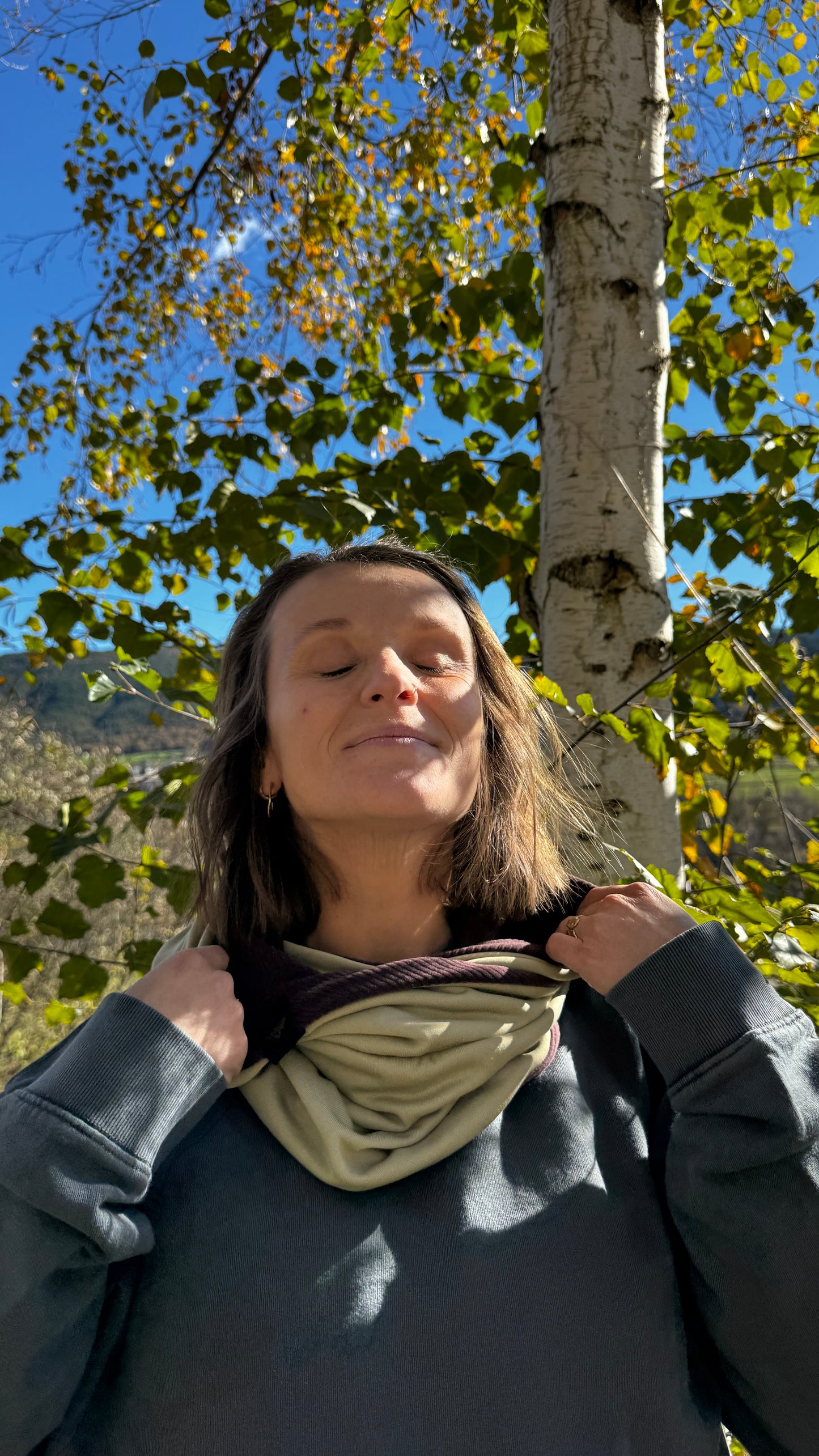 Balaclava reverisble cruzada pana lila - polar verde