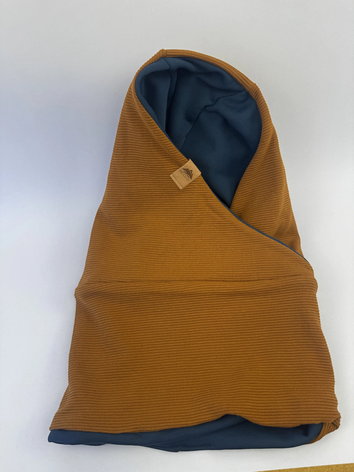 Balaclava reversible cruzada naranja - azul petrol