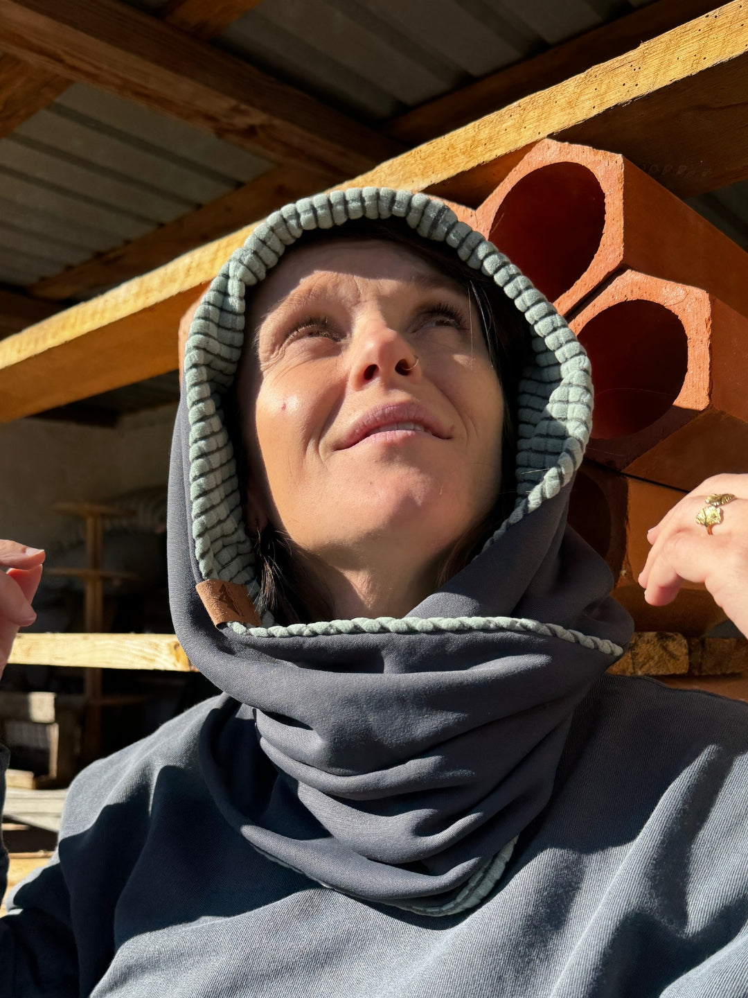 Balaclava reversible cruzada polar cuadros turquesa - gris antracita